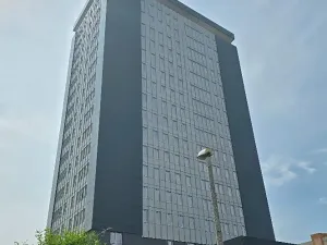 Pronájem bytu 1+kk, Chomutov, Žižkovo náměstí, 26 m2