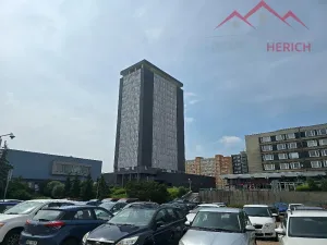 Pronájem bytu 1+kk, Chomutov, Žižkovo náměstí, 27 m2