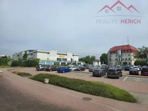 Pronájem bytu 1+kk, Chomutov, Žižkovo náměstí, 27 m2