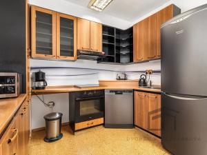 Pronájem bytu 3+kk, Praha - Černý Most, náměstí Plukovníka Vlčka, 86 m2
