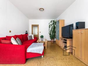 Pronájem bytu 3+kk, Praha - Černý Most, náměstí Plukovníka Vlčka, 86 m2