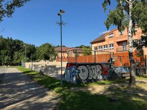Prodej pozemku pro bydlení, Praha - Újezd nad Lesy, Zaříčanská, 691 m2