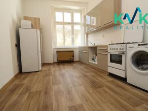 Prodej bytu 1+1, Karlovy Vary, Moravská, 36 m2