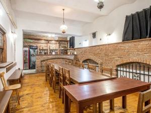 Pronájem komerční nemovitosti, Semily, Komenského náměstí, 692 m2