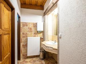 Pronájem komerční nemovitosti, Semily, Komenského náměstí, 692 m2