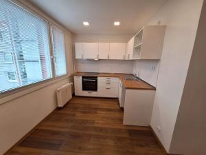 Pronájem bytu 2+1, Lovosice, Vodní, 62 m2