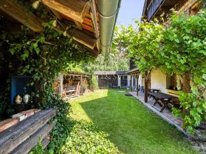 Prodej apartmánu, Vlachovo Březí, 404 m2