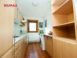 Pronájem bytu 4+1, Praha - Újezd nad Lesy, Hrádková, 98 m2