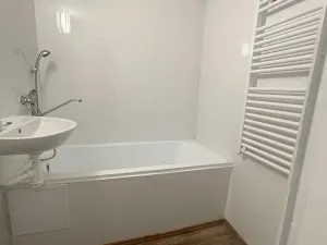 Pronájem bytu 3+1, Kadaň, Bystřická, 74 m2