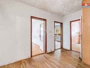 Prodej bytu 3+1, Ústí nad Labem - Bukov, Dukelských hrdinů, 67 m2