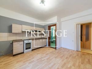 Prodej bytu 1+1, Praha - Žižkov, Jeseniova, 46 m2