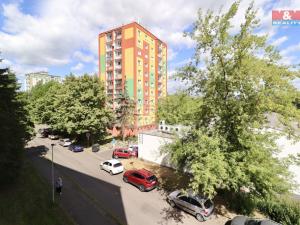 Prodej bytu 2+1, Karlovy Vary, Brigádníků, 55 m2