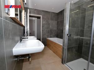 Pronájem bytu 3+kk, Plzeň, Na Roudné, 71 m2