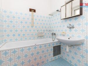 Prodej rodinného domu, Sezemice, Stavbařů, 242 m2