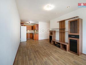 Prodej bytu 2+kk, Jince, Zborovská, 42 m2