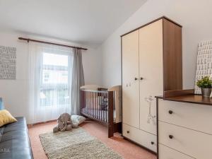 Prodej rodinného domu, Praha, 108 m2