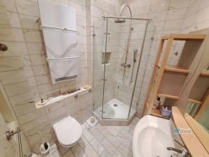 Pronájem bytu 2+1, Praha - Vinohrady, Rybalkova, 72 m2