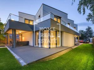 Prodej rodinného domu, Praha - Dolní Měcholupy, Na návsi, 347 m2