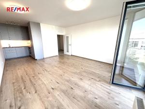 Pronájem bytu 2+kk, Praha - Dolní Počernice, Černodolská, 59 m2