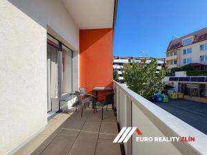 Pronájem bytu 1+kk, Zlín, Zahradní, 40 m2