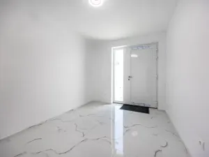 Prodej vily, Sulice, Na Okruhu, 300 m2