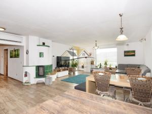 Prodej rodinného domu, Hrušovany nad Jevišovkou, 122 m2