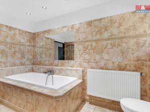 Prodej rodinného domu, Bulovka, 350 m2