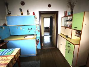 Prodej rodinného domu, Mirošovice, Svahová, 120 m2