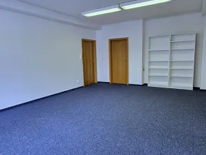 Pronájem kanceláře, Praha - Žižkov, Jeseniova, 79 m2