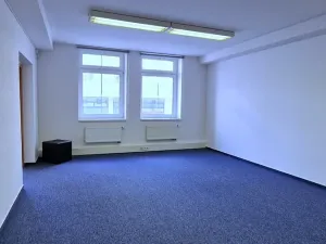 Pronájem kanceláře, Praha - Žižkov, Jeseniova, 79 m2