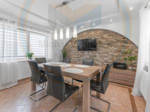 Prodej rodinného domu, Veltrusy, Riegrova, 123 m2