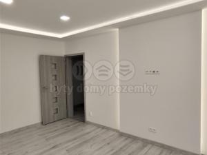 Pronájem bytu 3+1, Karviná - Mizerov, Majakovského, 60 m2