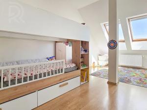 Pronájem bytu 3+kk, Praha - Hostivař, Daliborova, 82 m2