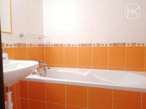 Pronájem bytu 4+1, Staré Město, 100 m2
