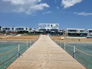 Pronájem bytu 2+kk, Trikomo, Kypr, 54 m2