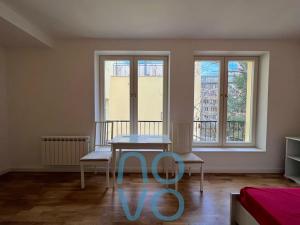 Pronájem bytu 1+kk, Praha - Nové Město, Ječná, 30 m2