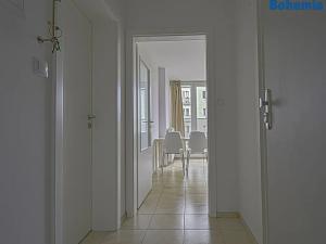 Pronájem bytu 2+1, Praha - Vršovice, Petrohradská, 51 m2