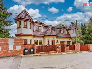 Prodej bytu 5+1, Praha - Horní Počernice, Dobrošovská, 149 m2