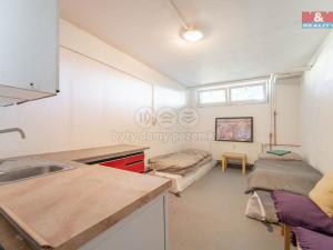 Prodej komerční nemovitosti, Beroun - Beroun-Město, Košťálkova, 70 m2