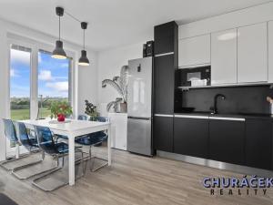 Prodej bytu 3+kk, Praha - Dolní Měcholupy, Honzíkova, 77 m2