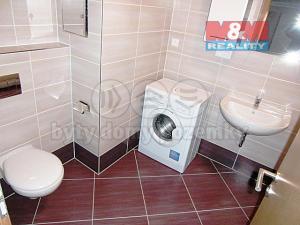 Pronájem bytu 1+kk, Praha - Horní Měcholupy, Modenská, 34 m2