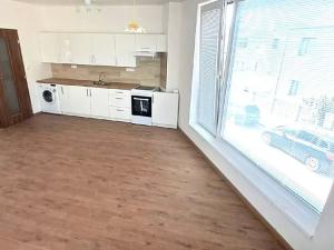 Pronájem bytu 2+kk, Praha - Čakovice, 49 m2