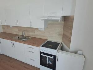 Pronájem bytu 2+kk, Praha - Čakovice, 49 m2