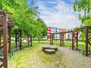 Prodej bytu 2+1, Praha - Miškovice, Polabská, 45 m2