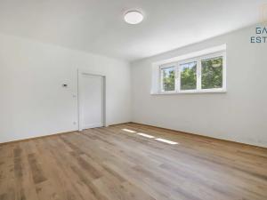 Pronájem bytu 2+kk, Brno, Tomešova, 43 m2