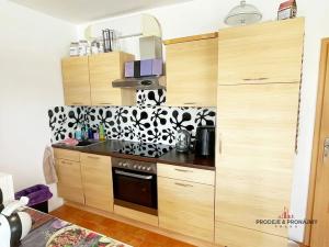 Pronájem bytu 3+kk, Praha - Košíře, Černochova, 97 m2