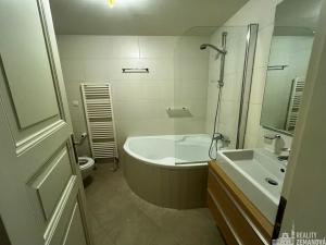 Pronájem bytu 3+kk, Praha - Vinohrady, Italská, 104 m2