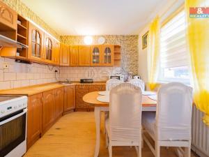 Prodej bytu 3+1, Loket, Sportovní, 76 m2