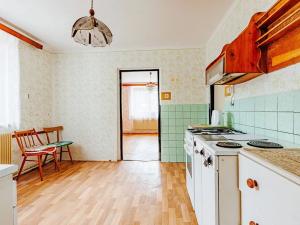 Prodej chalupy, Studená, 168 m2
