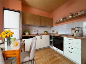 Prodej bytu 3+1, Benešov u Semil, 73 m2